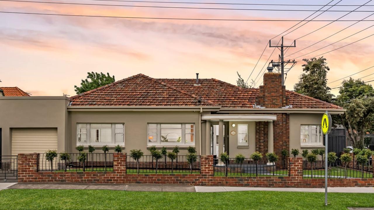 124 Cooper St, Essendon is for sale. Total listings in Melbourne’s north west have increased 18.1 per cent year-on-year.