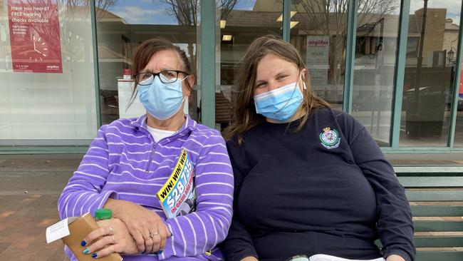 Dubbo mother and daughter Maxine and Courtney Triplett worry about the lockdown's impact on mental health. Picture: Ryan Young