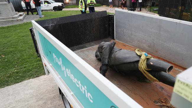 The statue being removed from the scene. Picture: NCA NewsWire / David Crosling