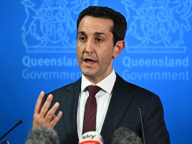 6/3/2025: Premier David Crisafulli with Jenny McAllister Federal Minister for Emergency Management briefs a press conference  ahead of the arrival of cyclone Alfred within  the next 48 hrs, at the Kedron Emergency Services Complex, Brisbane. pic: Lyndon Mechielsen/Courier Mail