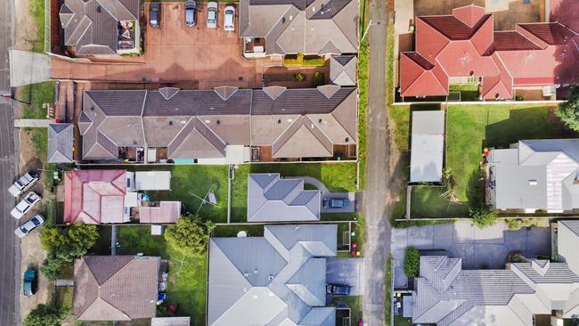 20 years of Valuer-General’s figures paints a great picture of how your suburb has performed over the years.