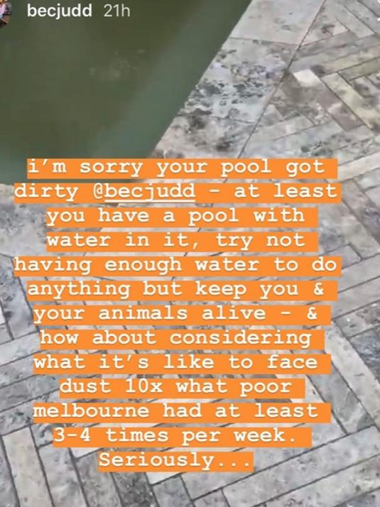 ABC journalist Jen Browning calls out AFL WAG Bec Judd for complaining about the pool in her multi million dollar mansion being dirty from a dust storm. Instagram