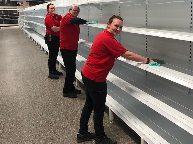 All hands on deck as Coles Lismore prepares to reopen.