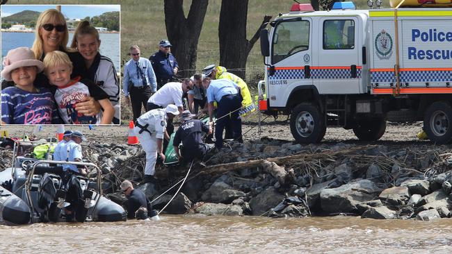 The bodies of the Tweed River victims are recovered. Photo: Glenn Hampson