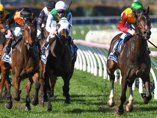 Age Of Chivalry wins the Blue Star Print Handicap on P.B. Lawrence Stakes Day.