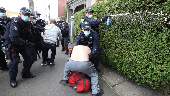 Police take a hardline on anti-lockdown protestors. Picture: Alex Coppel