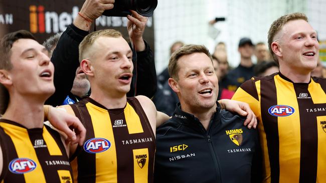 Worpel says coach Sam Mitchell (centre right) has been vindicated in his decision to offload senior midfielders Tom Mitchell and Jaeger O’Meara at the end of 2022. Picture: Dylan Burns / Getty Images