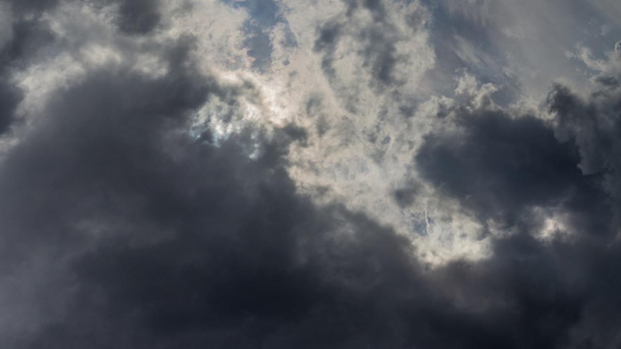 Heavy rain falls across Queensland