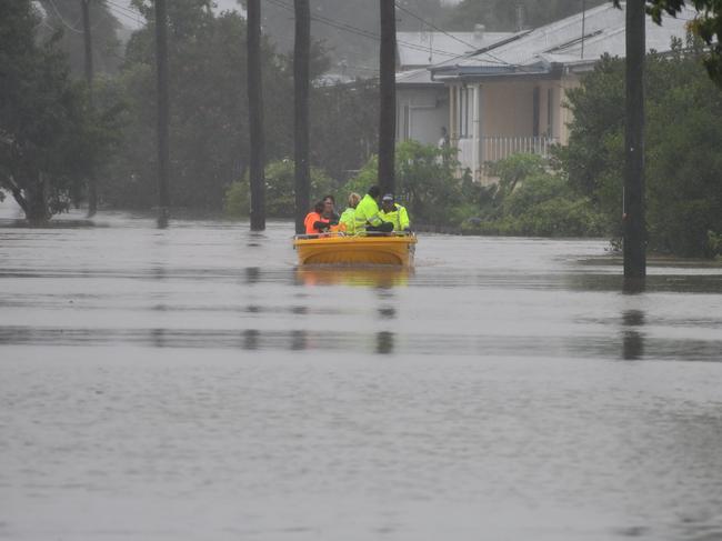 82yo woman found dead in flood-ravaged cane paddock