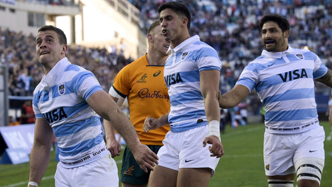 Argentina's Los Pumas wing Emiliano Boffelli (L) reacts after scoring a try at Bicentenario stadium in San Juan on August 13, 2022. Photo: AFP