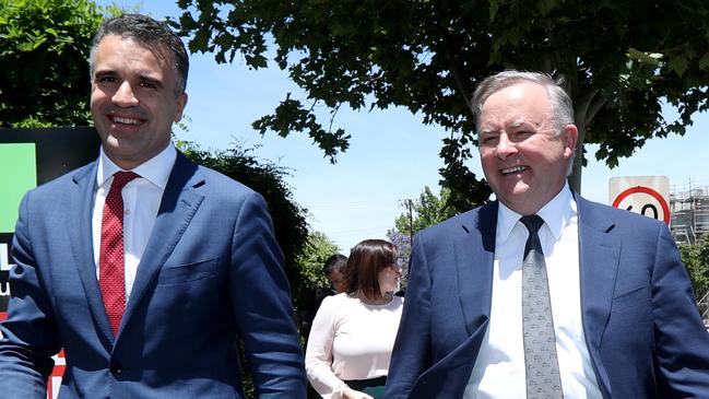 Australian Opposition Leader Anthony Albanese (right) and South Australian Labor Leader Peter Malinauskas in Adelaide on Tuesday. Picture: AAP/Kelly Barnes