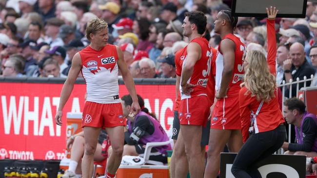 Isaac Heeney of the Swans is seen on the boundary line. Photo by Daniel Pockett/AFL Photos/Getty Images)