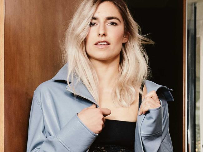 FEES APPLY *** STRICTLY EMBARGOED FOR FIRST USE BY STELLAR MAGAZINE *** MUST NOT RUN BEFORE: DECEMBER 3, 2017 STELLAR FEATURE: FRANCES ABBOTT *** Frances Abbott, daughter of ex Australian PM Tony Abbott, shot at Crown Towers Melbourne, on Wednesday November 15, 2017 *** *** Must credit location: 