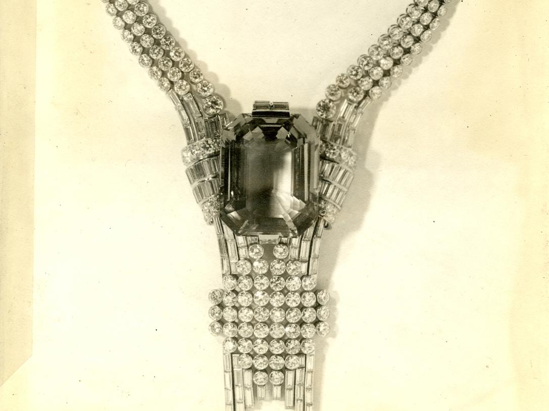 Very expensive hot sale diamond necklace