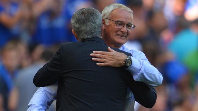 Claudio Ranieri and Manchester United's Portuguese manager Jose Mourinho (L)