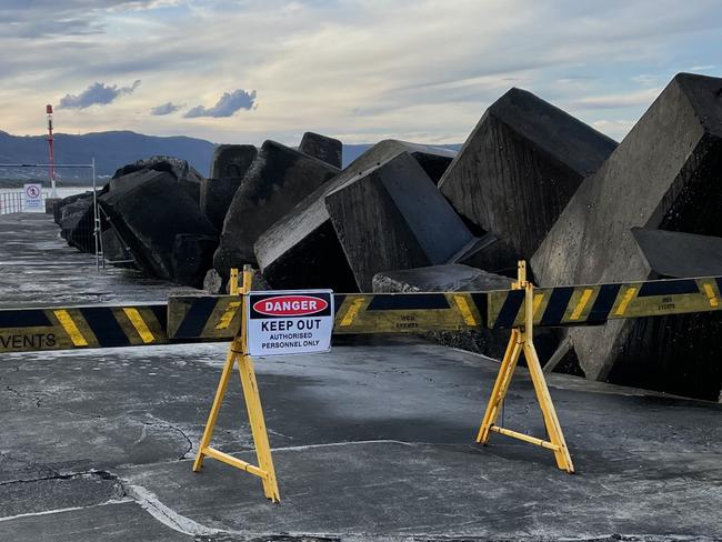 Wollongong Harbour the day after a man drowned while rock fishing. Tuesday, July 12, 2022. Picture: Lisa Wachsmuth