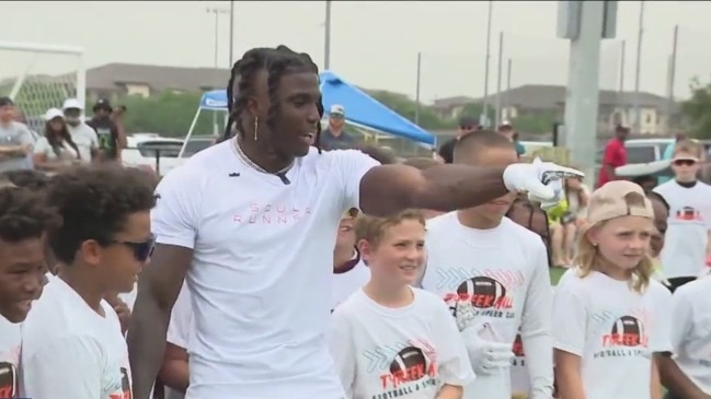 Tyreek Hill Youth Shirt, Miami Football Kids T-Shirt