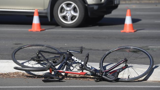 ADELAIDE, AUSTRALIA - NewsWire Photos JANUARY 29 2024: Police and emergency services are at the scene of a serious/fatal crash at Dulwich.Just after 7.30am on Monday 29 January, police were called to the corner of Greenhill Road and Fullarton Road after reports a car hit a cyclist.Picture: NCA NewsWire / Roy VanDerVegt
