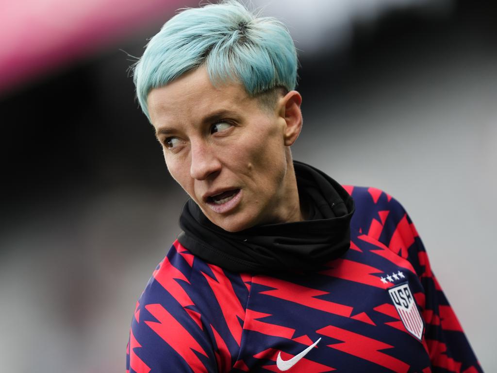 What cleats does Megan Rapinoe wear? (World Cup 2023) - HowTheyPlay News