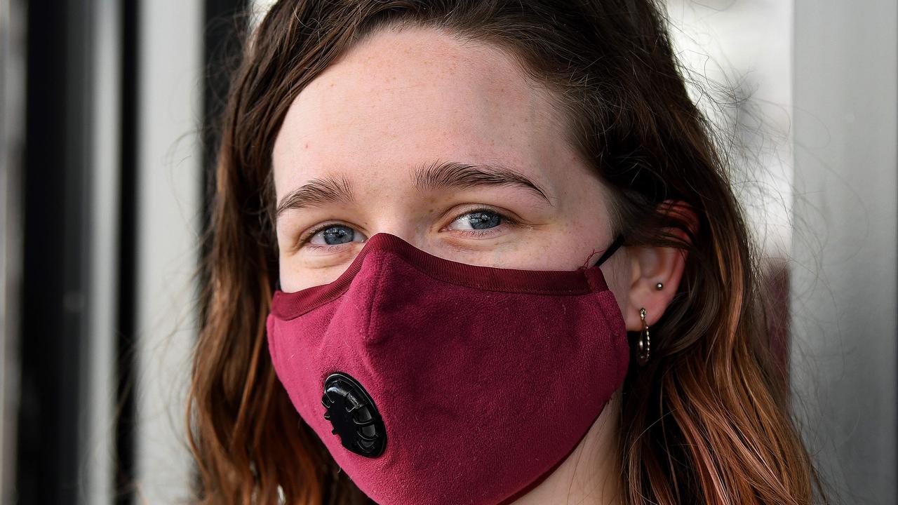 Coronavirus Victoria: Face masks could stay on public transport ...