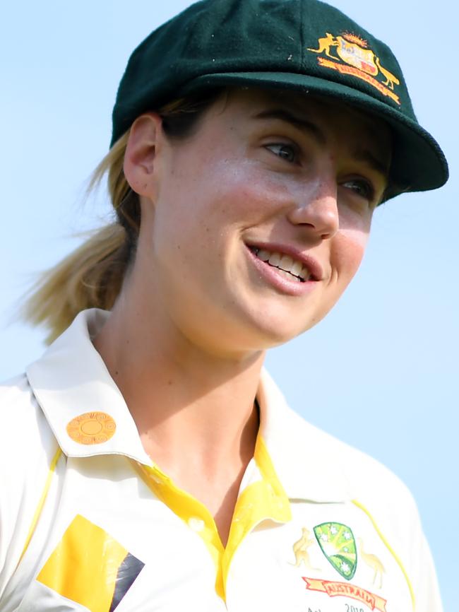 Ellyse Perry in the baggy green.