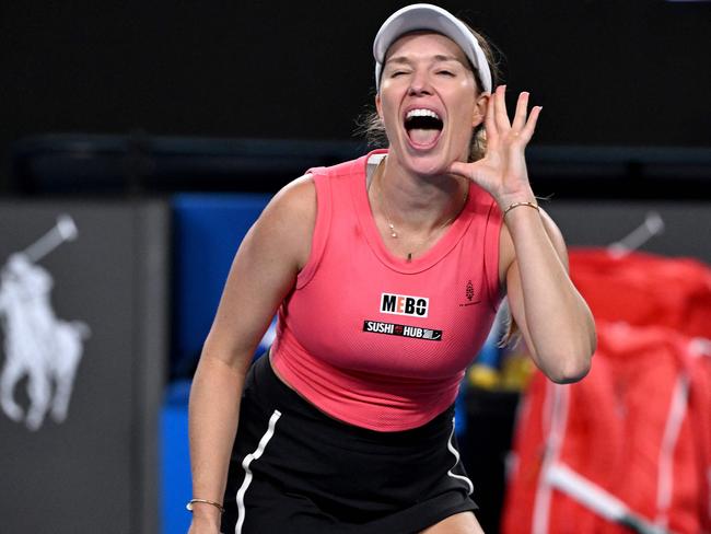 USA's Danielle Collins celebrates victory over Australia's Destanee Aiava after their women's singles match on day five of the Australian Open tennis tournament in Melbourne on January 16, 2025. (Photo by WILLIAM WEST / AFP) / -- IMAGE RESTRICTED TO EDITORIAL USE - STRICTLY NO COMMERCIAL USE --