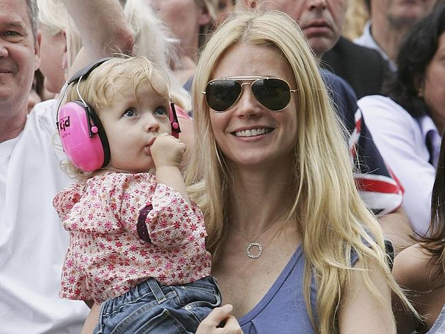 Gwyneth Paltrow and daughter Apple in 2005.