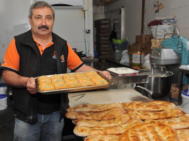 Melbourne Kebab Station Thomastown is the place to get a perfect after-the-footy kebab.