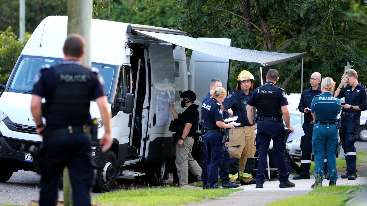 Police detonate device inside Brisbane, Wooloowin, home | news.com.au ...