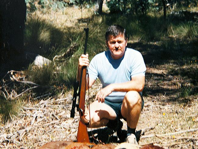 Photo of Leonard Warwick who received army training in the 1960s in firearms and learnt to make bombs.