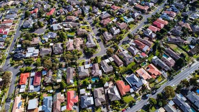 The most popular suburbs in Melbourne for migrants have been revealed.