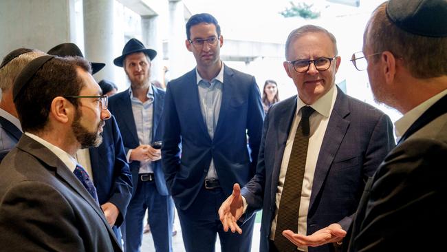 Anthony Albanese with Jewish leaders on Friday. Picture: PMO