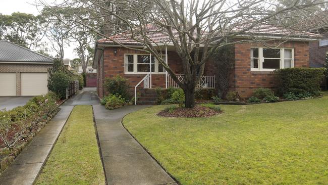 The Woodlands Rd home was on a sizeable 955sqm block.