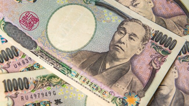 Even the bank notes in Japan are works of art.
