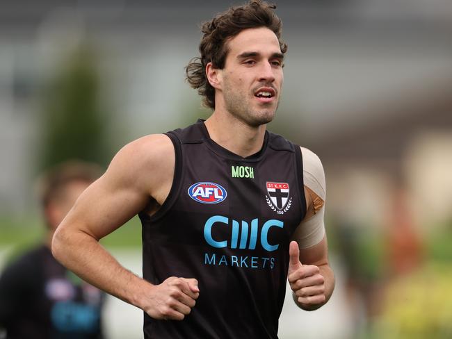 MELBOURNE, AUSTRALIA - MAY 10: Max King of the Saints runs during a St Kilda Saints AFL training session at RSEA Park on May 10, 2023 in Melbourne, Australia. (Photo by Robert Cianflone/Getty Images)