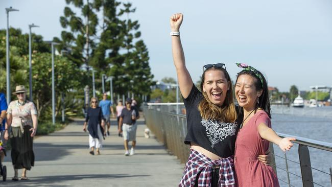 Rachel Hobbs and her flatmate Miku Kawahata were out on the Bulimba riverfront last weekend. Picture: Renae Droop