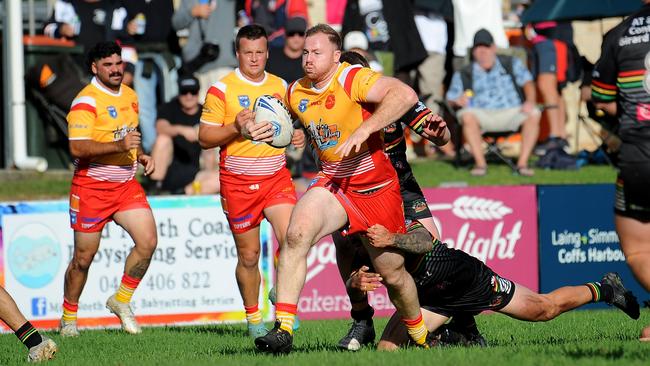 Marty Ferguson carting the ball forward. Picture: Leigh Jensen