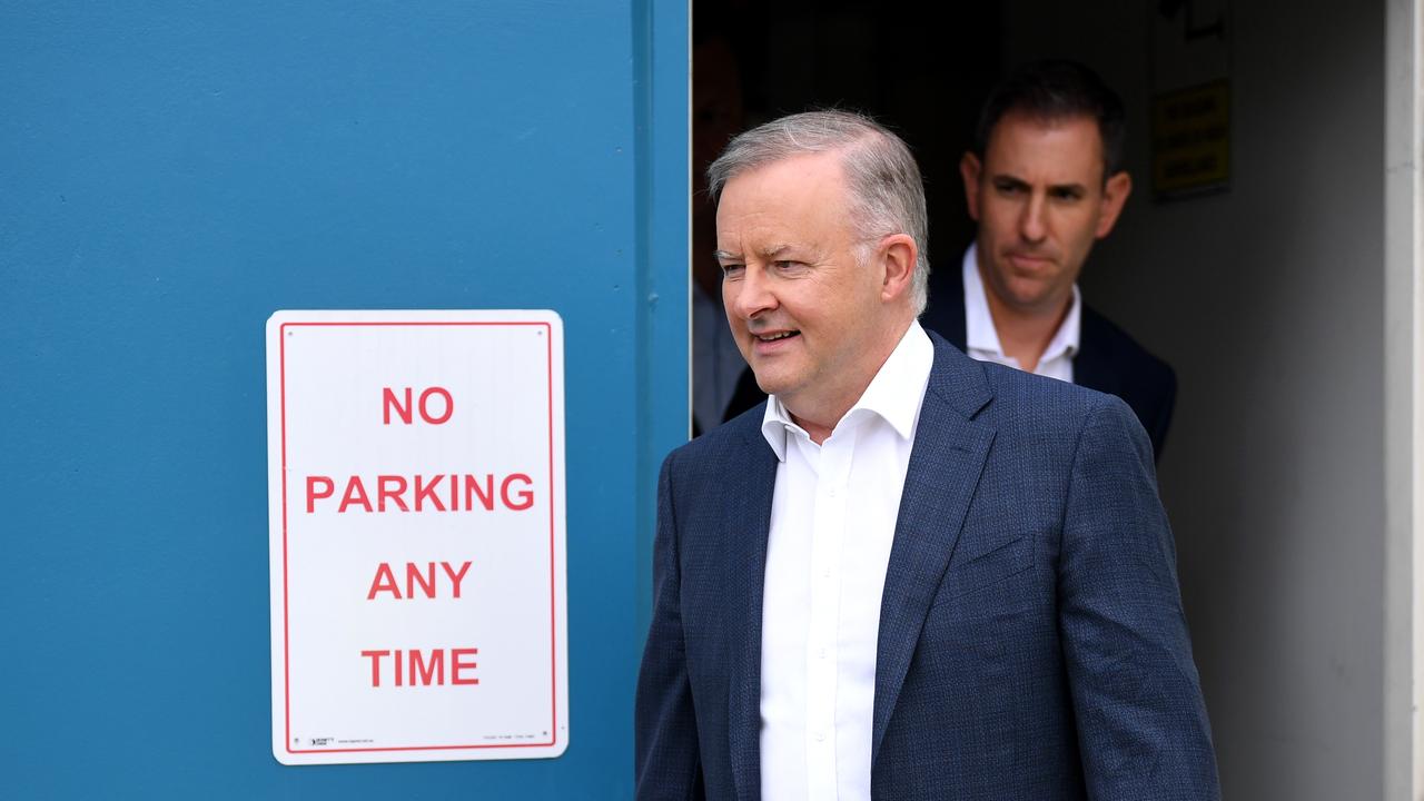 Federal Opposition Leader Anthony Albanese is not in discussion with Jackie Trad about a political return. Picture: NCA NewsWire / Dan Peled