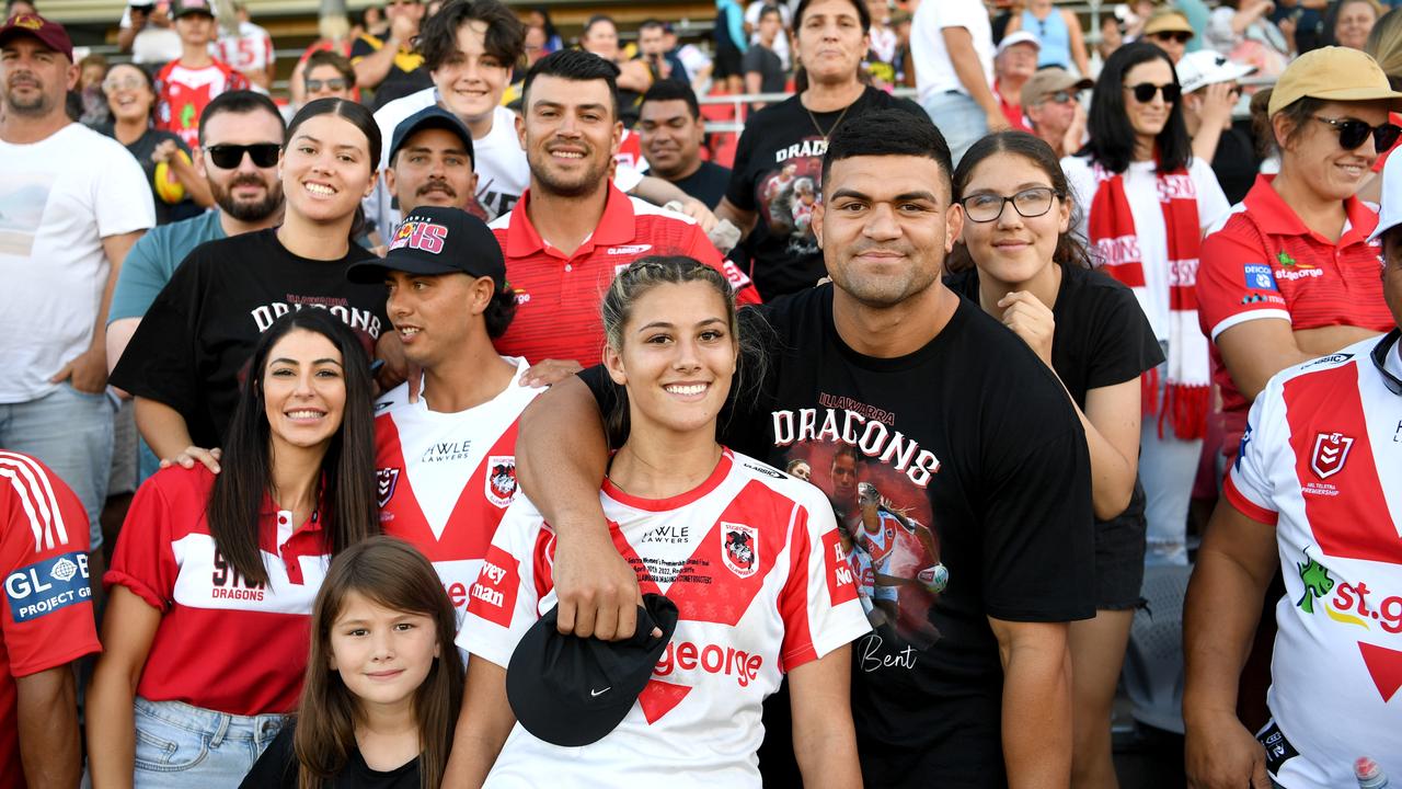 Gold Coast star David Fifita supporting St George Illawarra star Shaylee Bent during the 2021 NRLW grand final. Credit: NRL Images.