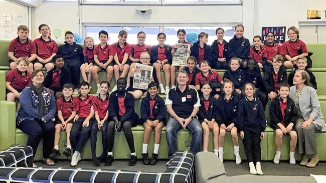 Teachers Karen Lewis (left) and Patricia Grant (right) with QT's Darren Hallesy and Year 4 students at Bethany Lutheran