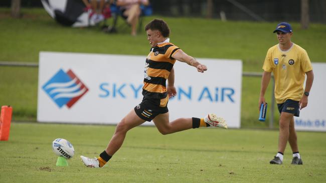 Cohen Matthews kicked a sideline conversion at the death to claim a 16-all draw. Picture: Warren Gannon Photography