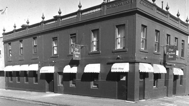 The Corkman, previously known as the Carlton Inn, 1980.