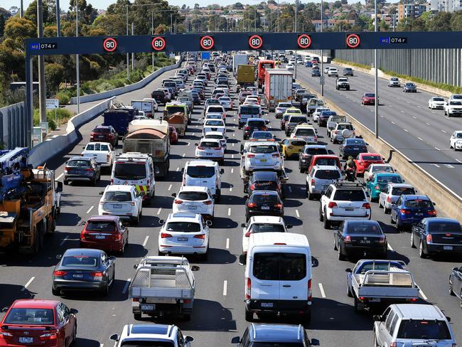 A truck has lost its rear axle outbound on the Tullamarine Freeway adding to Melbourne's traffic chaos on a day with three major traffic incidents on freeways. Picture: Mark Stewart