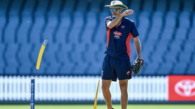 ADELAIDE, AUSTRALIA - FEBRUARY 17: Jason Gillespie coach of the Redbacks during  warm ups of  the Sheffield Shield match between South Australia and Queensland at Karen Rolton Oval, on February 17, 2024, in Adelaide, Australia. (Photo by Mark Brake/Getty Images)