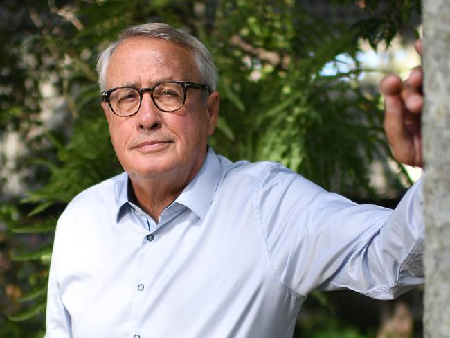 BRISBANE, AUSTRALIA - NewsWire Photos - January 19, 2022.Former Federal Treasurer and Cbus Super Chairman Wayne Swan poses for photos at his home in Brisbane.Picture: NCA NewsWire / Dan Peled