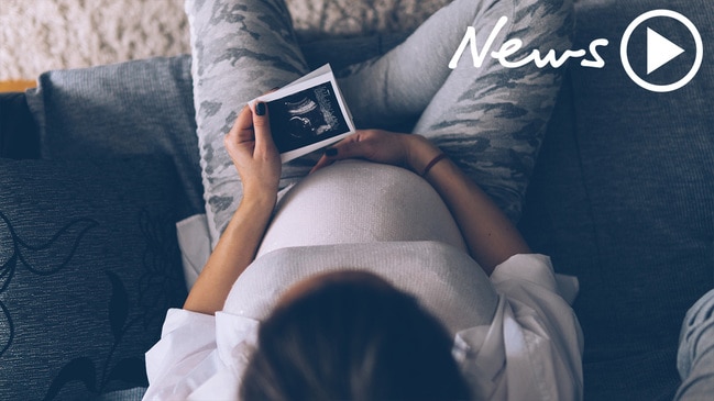 Women have long claimed that being pregnant induces forgetfulness, loss of focus or even reduced motor function. A new study now backs this claim.