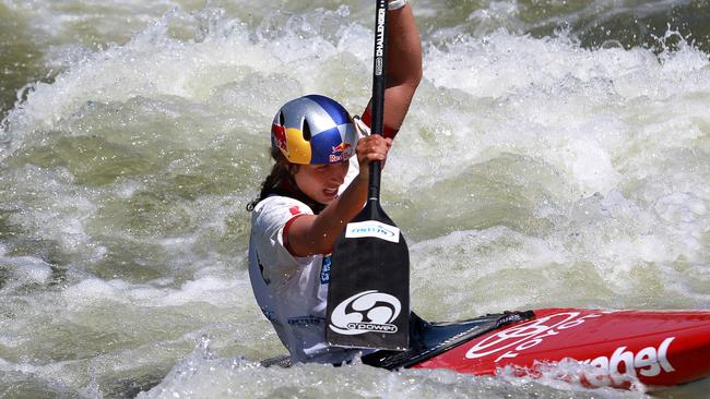 Jessica Fox claimed two national titles at Penrith despite being sick.