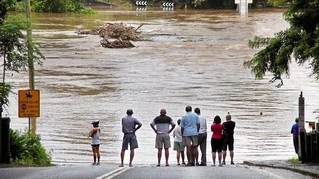 Flooding of the Bellinger River, at Bellingen Bridge. https://www.coffscoastadvocate.com.au/news/flood-warnings-issued-local-river-catchments/3368683/