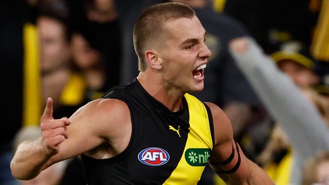 MELBOURNE, AUSTRALIA - MARCH 13: Debutant, Sam Lalor of the Tigers celebrates his first league goal during the 2025 AFL Round 01 match between the Richmond Tigers and the Carlton Blues at the Melbourne Cricket Ground on March 13, 2025 in Melbourne, Australia. (Photo by Michael Willson/AFL Photos via Getty Images)