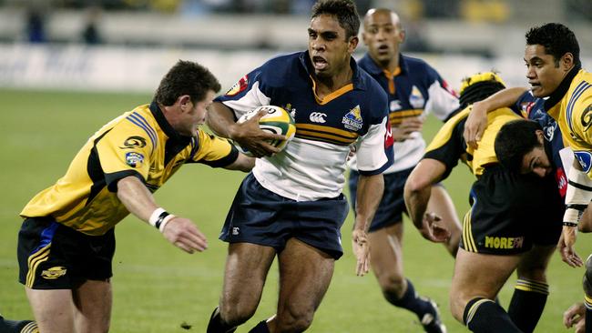 Andrew Walker in action for the Brumbies.